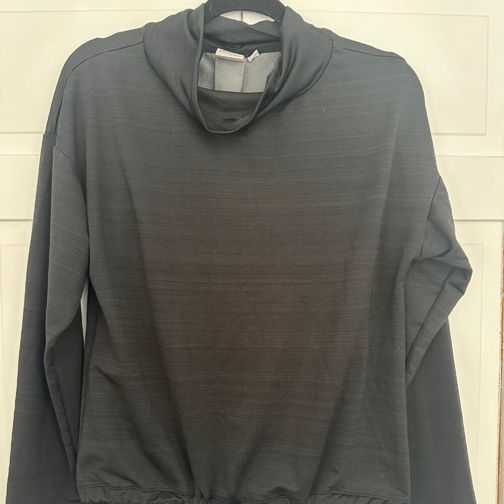 American Outdoorsman Funnel Neck Athleisure Pullover in Black Heather, Medium